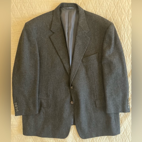 Hickey Freeman Other - Hickey Freeman Made in USA HerringboneWool Sport Jacket in Charcoal Size 46 R